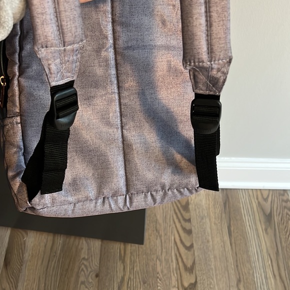 Puma Backpack - Picture 3 of 6